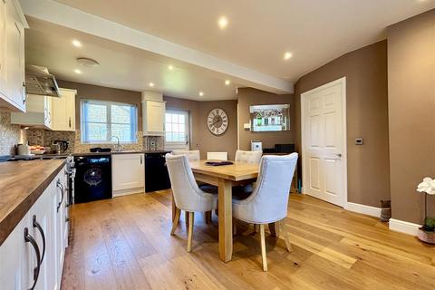 3 bedroom semi-detached house for sale, Yateholm Drive, Westwood Park BD6