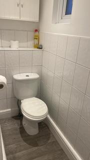 2 bedroom maisonette to rent, Cowley Road, London E11