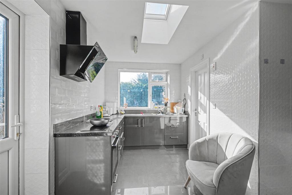 Annex Kitchen.jpeg