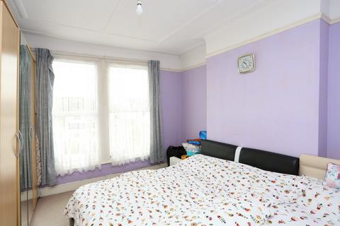 undefined, Melrose Avenue, Mitcham CR4