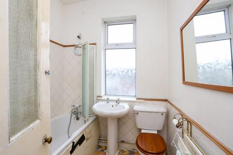 undefined, Melrose Avenue, Mitcham CR4