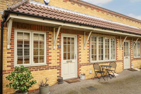 undefined, Burgess Mews, London SW19