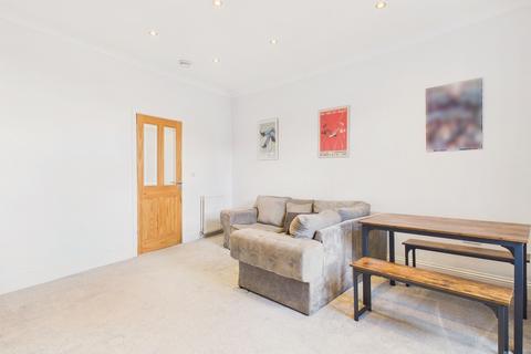 2 bedroom flat for sale, Robson Street, Low Fell, NE9