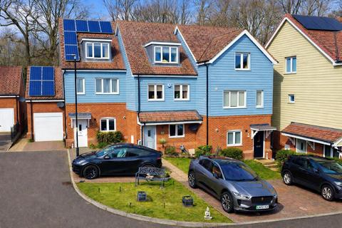 undefined, Aurora Close, Watford WD25