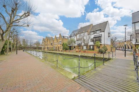 undefined, Waterman Way, Wapping, London, E1W