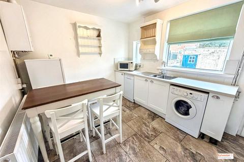 2 bedroom semi-detached house for sale, St Ives Road, Leadgate, Consett