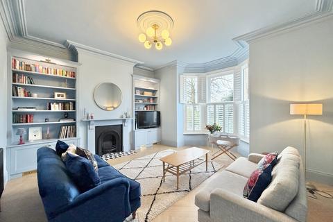6 bedroom semi-detached house for sale, Lidgett Lane, Garforth