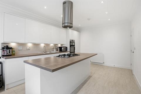 4 bedroom detached house for sale, Greenford Crescent, Milton Keynes MK10