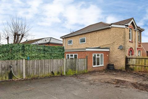 undefined, 2 Weston Grove Road, Southampton SO19