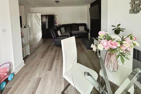 undefined, Baldwin Avenue, South Yorkshire DN5
