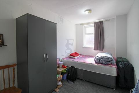 3 bedroom end of terrace house for sale, Norman Street, West End