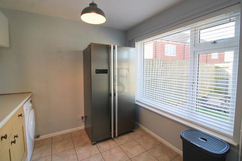 4 bedroom end of terrace house for sale, Field Close, Houghton-on-the-Hill