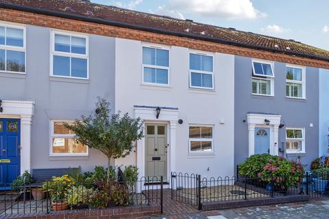 undefined, Henty Gardens, Chichester, PO19