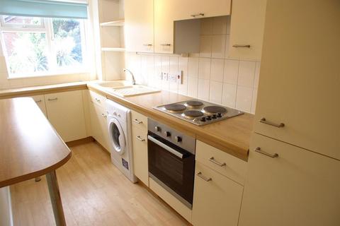 undefined, Shaw Drive, Walton-On-Thames