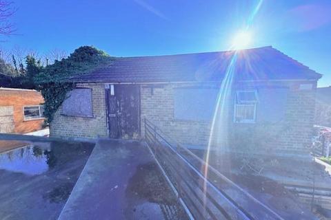 3 bedroom end of terrace house for sale, Honeysuckle Road, Ramsgate CT11