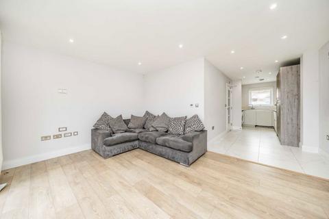 undefined, Eveline Road, Mitcham CR4