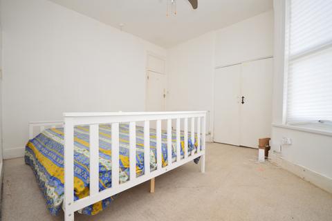 undefined, Henniker Gardens, East Ham, E6 3HS