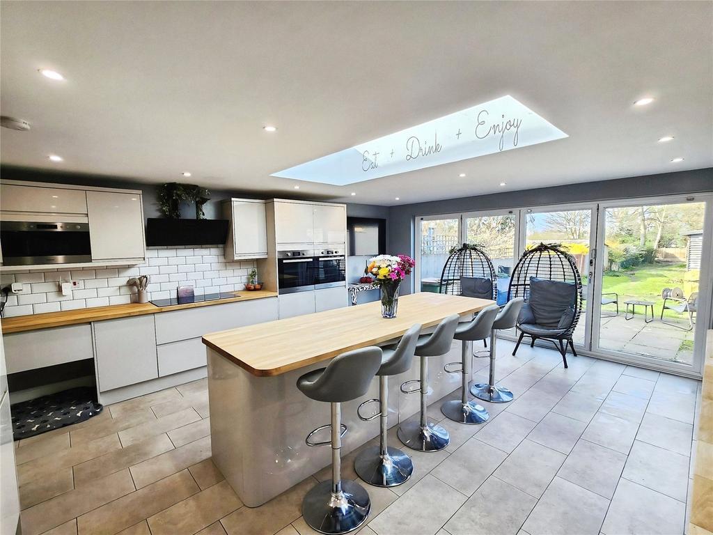 Kitchen Diner One