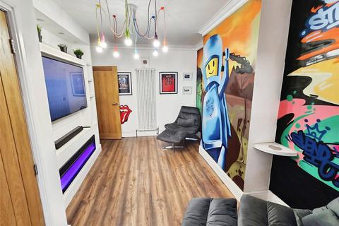 3 bedroom semi-detached house for sale, Central Road, Coalville LE67