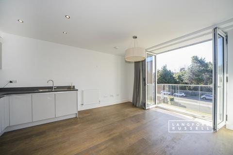 1 bedroom flat to rent, 8-10 Knoll Rise Orpington BR6