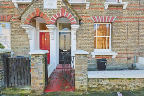 3 bedroom terraced house for sale, Ashbury Road, Battersea, London, SW11