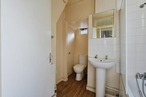 3 bedroom terraced house for sale, Ashbury Road, Battersea, London, SW11