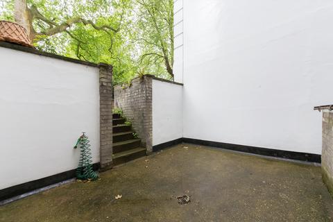 2 bedroom flat to rent, Onslow Square, London SW7
