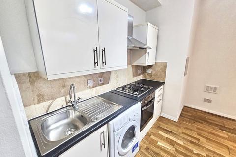 undefined, Aldrington Road, Furzedown, Streatham