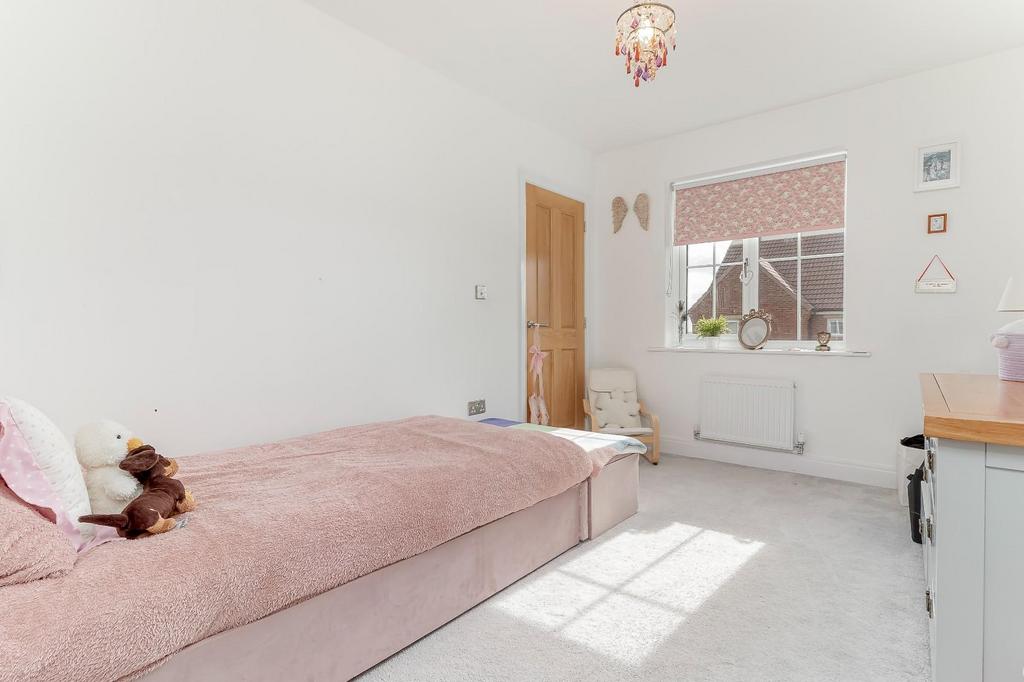 Bedroom 4.jpg