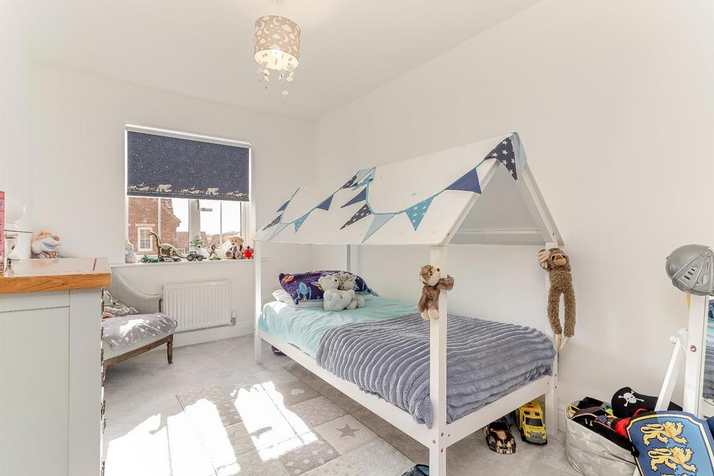 Bedroom 5.jpg