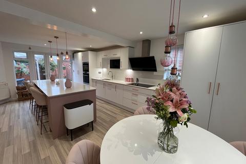 undefined, Flora Grove, Ashby-de-la-Zouch, LE65