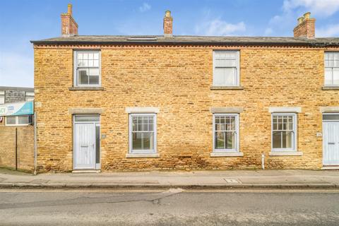 High Street, Moulton, Northampton