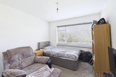 undefined, Markfield, Court Wood Lane, Croydon
