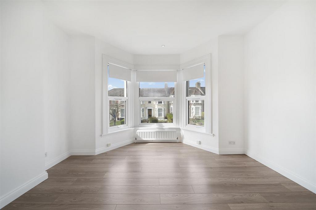 Flat E, 129 Wellmeadow Road - A9po Puy43n69uo Qi NEj O