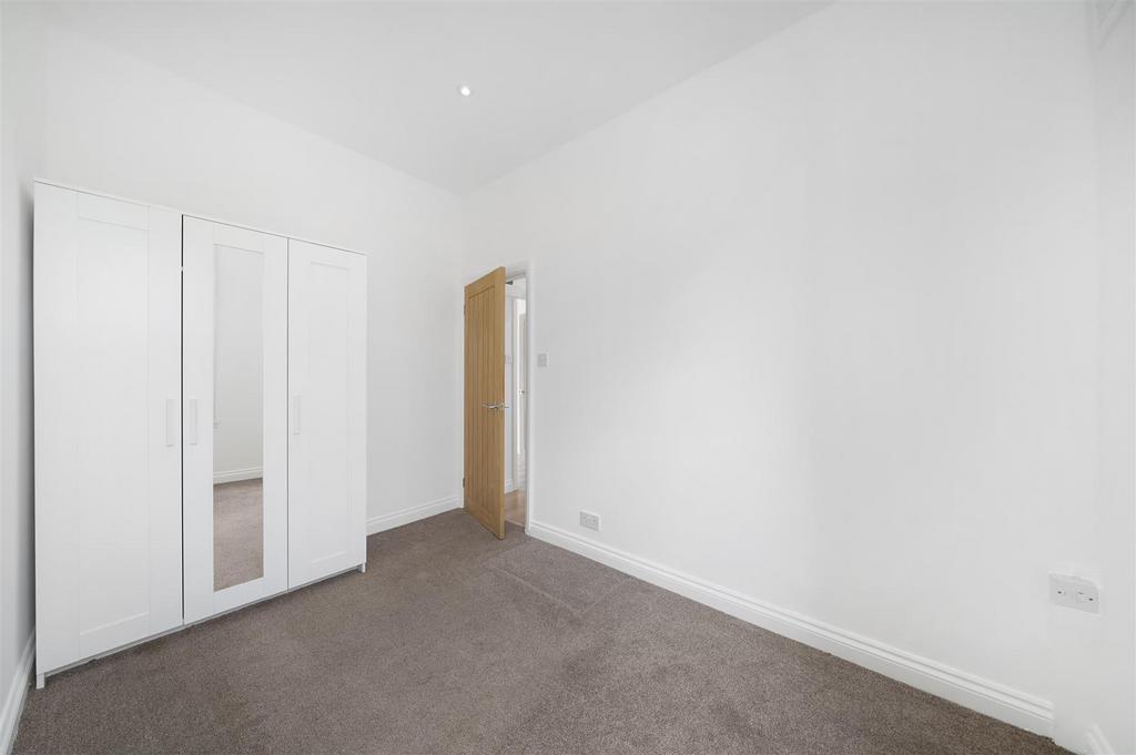 Flat E, 129 Wellmeadow Road - 1j4 S8 Tr CLvp DGq Npta2 L
