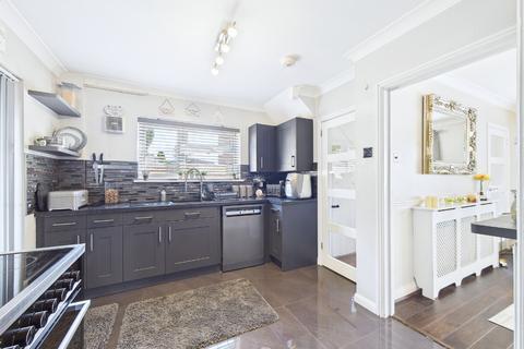 3 bedroom semi-detached house for sale, Myrtle Grove, Aveley, Essex, RM15