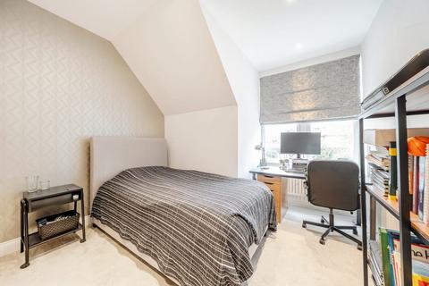 3 bedroom flat for sale, Finchley Road, Hampstead, London, NW3