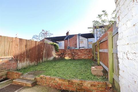 2 bedroom terraced house for sale, INVESTORS, 6.4% return, Hervey Street, Northampton