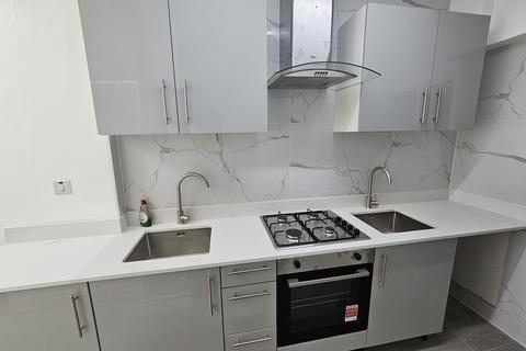 undefined, Wakemans Hill Avenue, London NW9