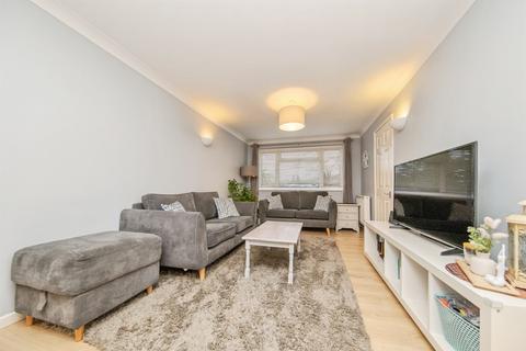 3 bedroom detached house for sale, St. Johns Close, Colchester