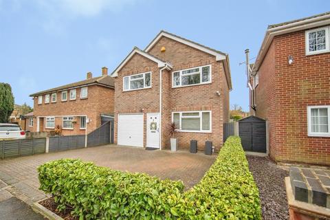 3 bedroom detached house for sale, St. Johns Close, Colchester