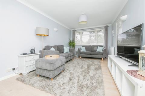 3 bedroom detached house for sale, St. Johns Close, Colchester