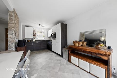 2 bedroom end of terrace house for sale, Attfield Close, London