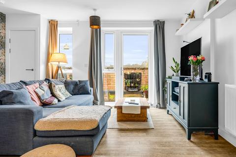 2 bedroom flat for sale, Cowper Close, Ware SG12
