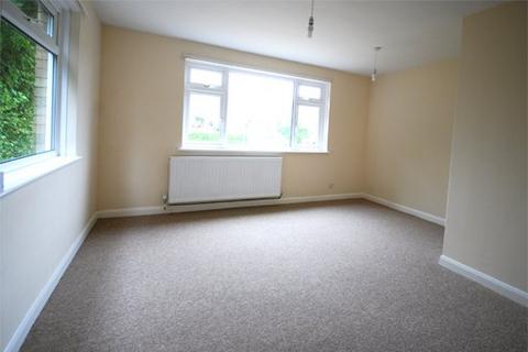 2 bedroom flat to rent, Elm Court, Great Preston Road, Ryde