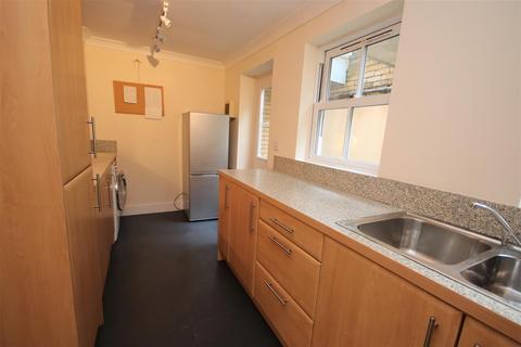 4 bedroom house to rent, St Matthews Gardens, Cambridge CB1