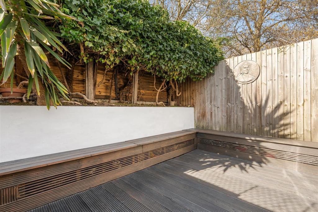 British Grove South, W4 - FOR SALE