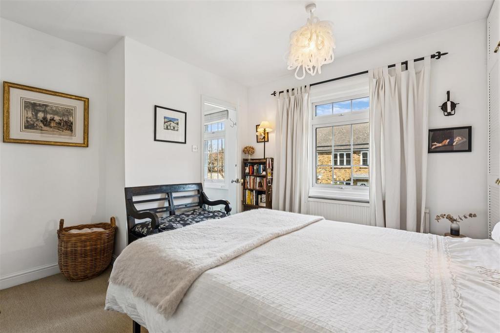 British Grove South, W4 - FOR SALE