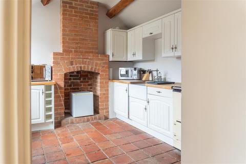 undefined, Hall Lane, Lutterworth LE17