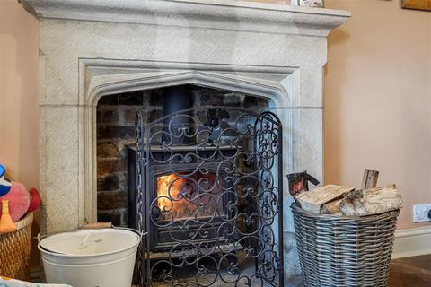 undefined, Newsham, Richmond